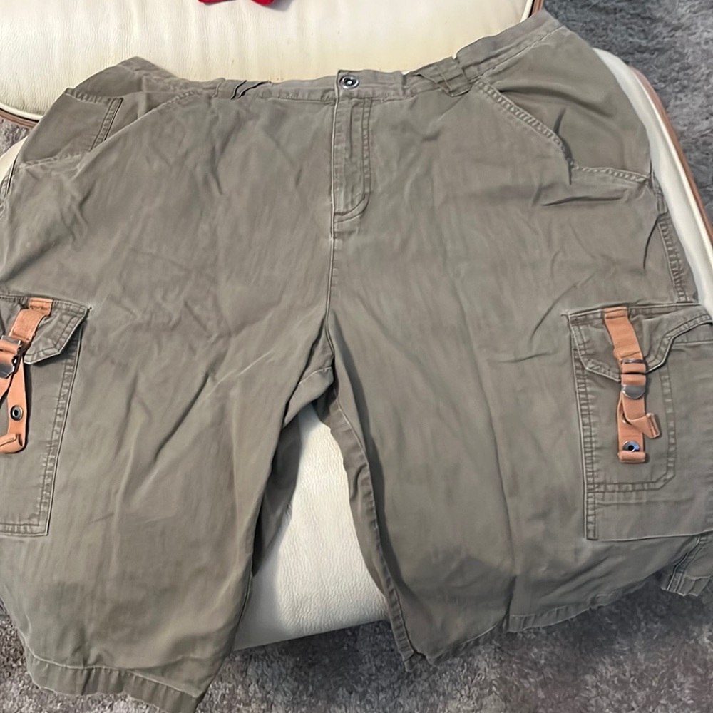 Columbia walking shorts